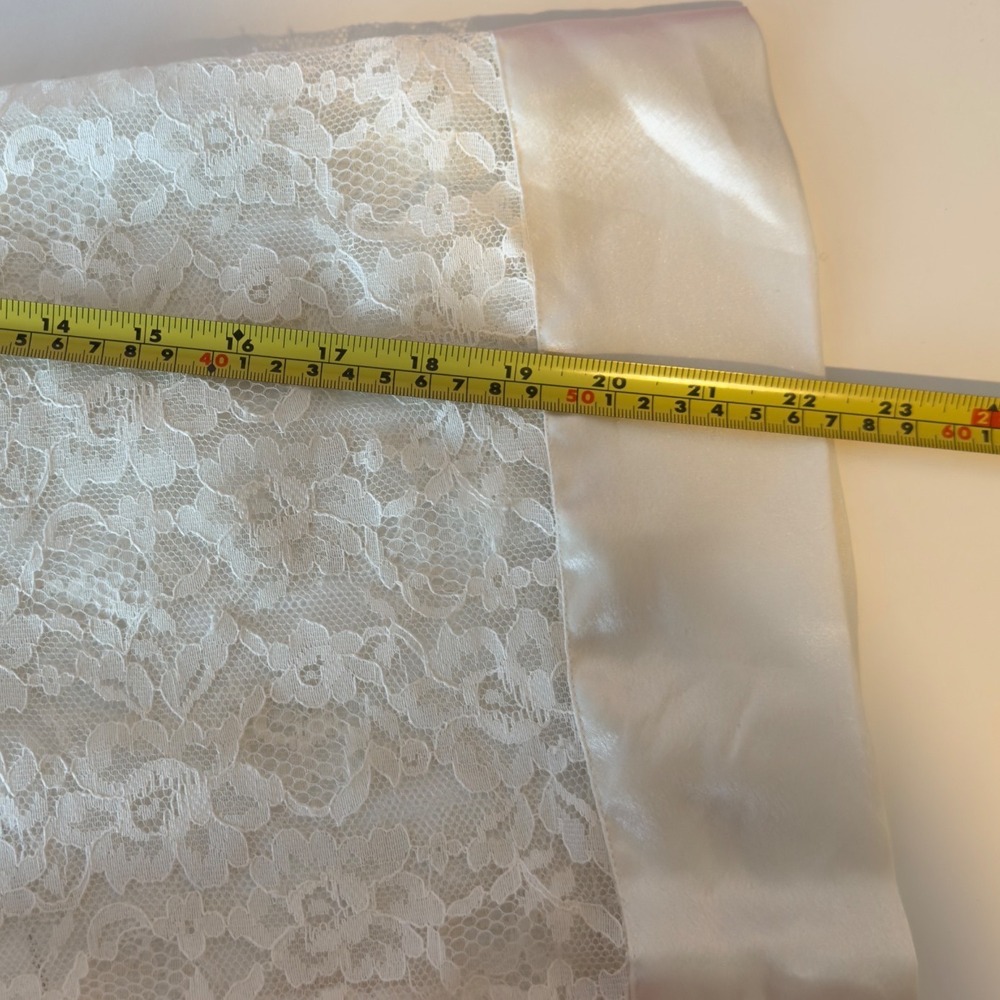 VTG Victorias Secret Gold Label White Lace Floral Belted Robe Kimono One Size - Picture 12 of 13